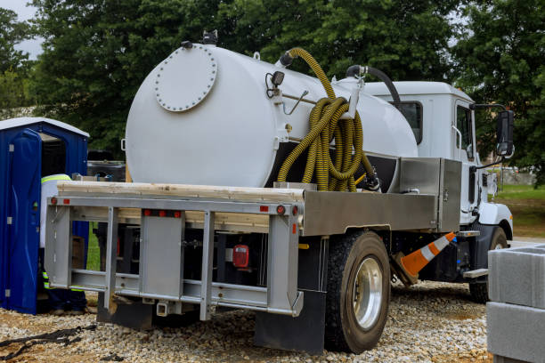 Best Construction site porta potty rental  in Bronson, FL