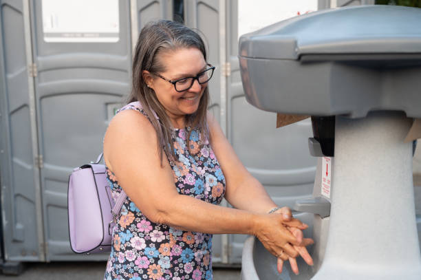 Portable restroom solutions in Bronson, FL